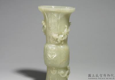 图片[2]-Jade zun vase with chi-dragon pattern, Qing dynasty, Qianlong reign (1736-1795)-China Archive